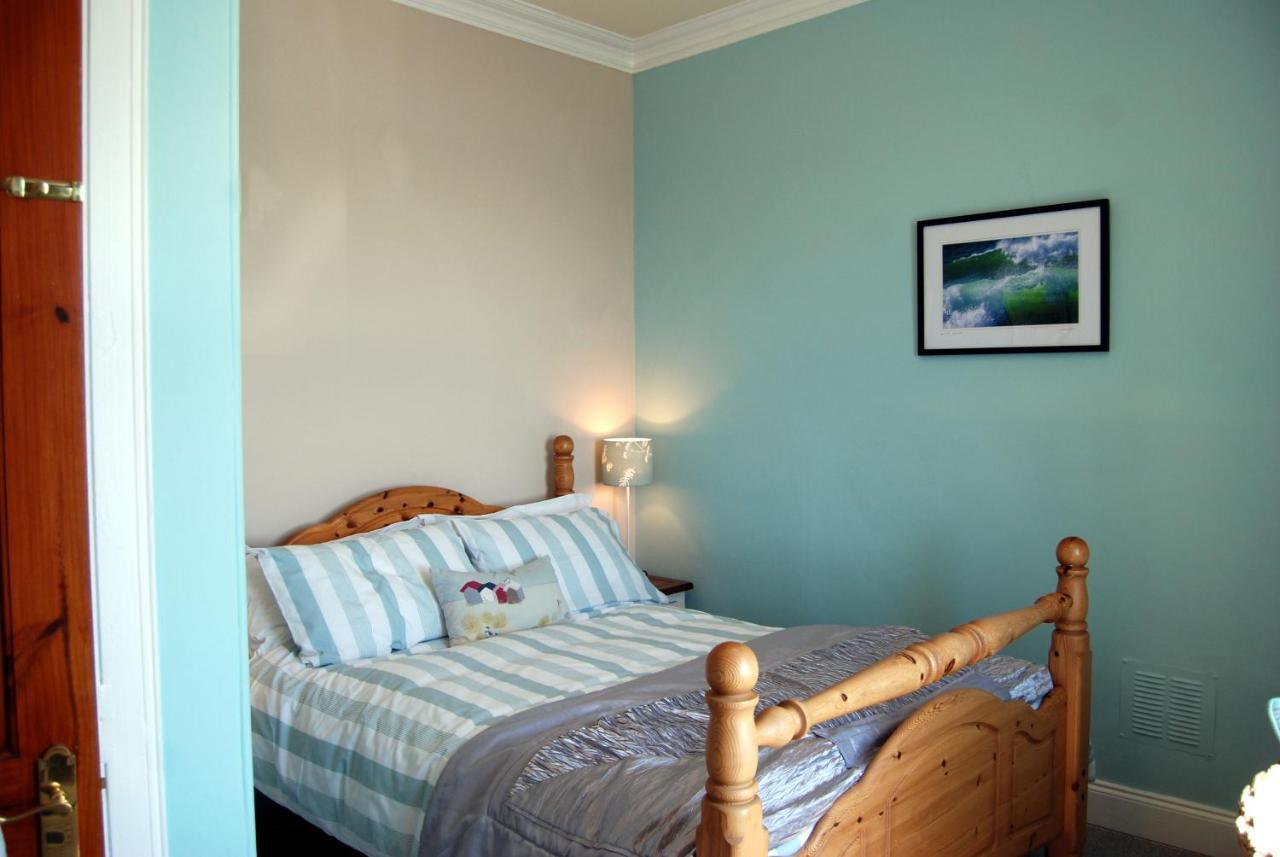 לינה וארוחת בוקר Portnahaven Orsay House מראה חיצוני תמונה